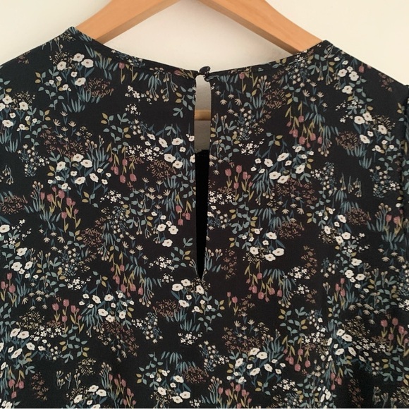 Reitmans Black Floral Pintuck Short Sleeve Dress - Picture 4 of 8